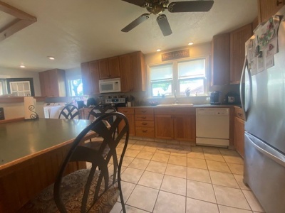 401 N. Wall, Stratford, Sherman, Texas, United States 79084, 3 Bedrooms Bedrooms, ,2 BathroomsBathrooms,Single Family Home,Residential Properties,N. Wall,1269