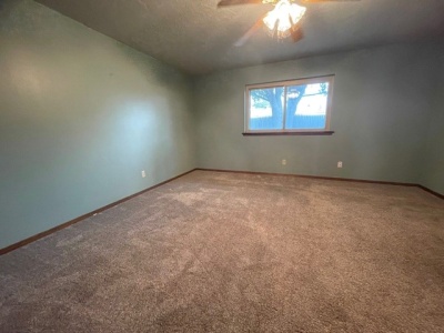 1207 Chaparral, Dalhart, Hartley, Texas, United States 79022, 3 Bedrooms Bedrooms, ,2 BathroomsBathrooms,Single Family Home,Sold Properties,Chaparral,1295