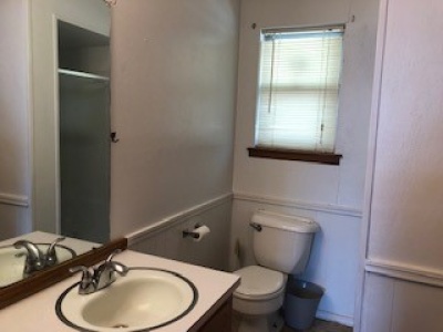 316 Hillcrest Ave, Dalhart, Dallam, Texas, United States 79022, 3 Bedrooms Bedrooms, ,1.75 BathroomsBathrooms,Single Family Home,Residential Properties,Hillcrest Ave,1298