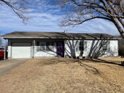 1413 6th St., Dalhart, Dallam, Texas, United States 79022, 3 Bedrooms Bedrooms, ,1 BathroomBathrooms,Single Family Home,Residential Properties,6th St.,1312